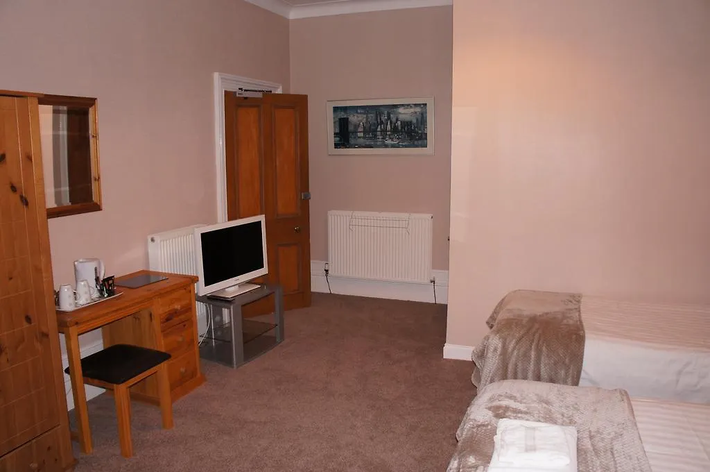 Camillia Guest House Aberdeen 3*,